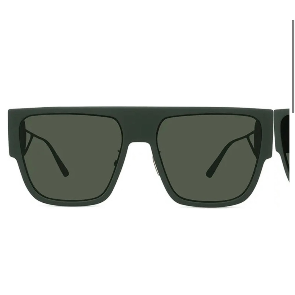 DIOR Sunglasses in Matte Green/ Montaigne 58mm Square Sunglasses